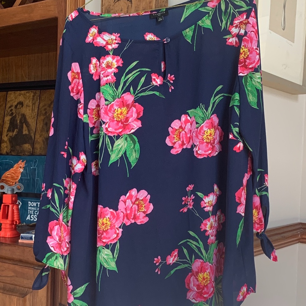 Talbots‎ floral blouse. Never worn. Retail was 99.50